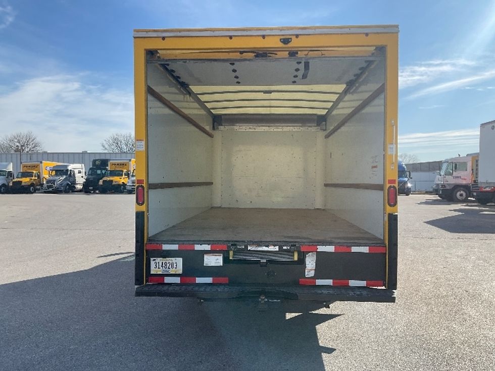 Light Duty Box Truck-Light and Medium Duty Trucks-GMC-2021-Savana G33903-Poplar Bluff-MO-103,553\n\t\tmiles-$ 25,750 - Image 8