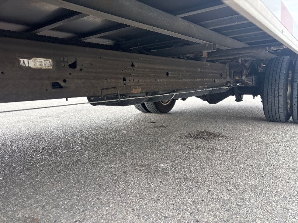 Light Duty Box Truck-Light and Medium Duty Trucks-GMC-2021-Savana G33903-Poplar Bluff-MO-121,683\n\t\tmiles-$ 26,750 - Image 5