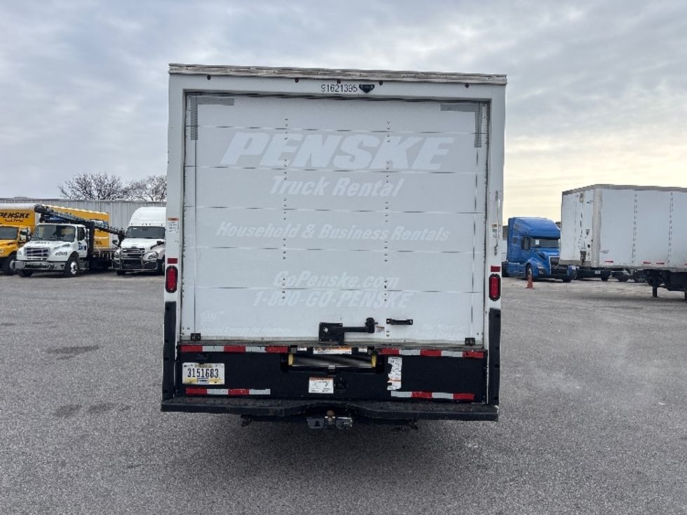 Light Duty Box Truck-Light and Medium Duty Trucks-GMC-2021-Savana G33903-Poplar Bluff-MO-121,683\n\t\tmiles-$ 26,750 - Image 7