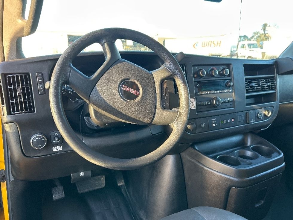 Light Duty Box Truck-Light and Medium Duty Trucks-GMC-2021-Savana G33903-Portland-OR-107,953\n\t\tmiles-$ 23,750 - Image 16