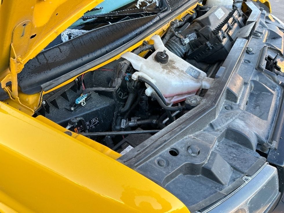 Light Duty Box Truck-Light and Medium Duty Trucks-GMC-2021-Savana G33903-Portland-OR-107,953\n\t\tmiles-$ 23,750 - Image 22