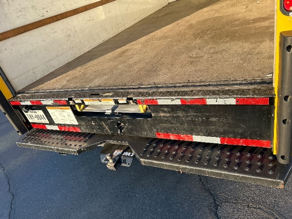 Light Duty Box Truck-Light and Medium Duty Trucks-GMC-2021-Savana G33903-Portland-OR-107,953\n\t\tmiles-$ 23,750 - Image 9