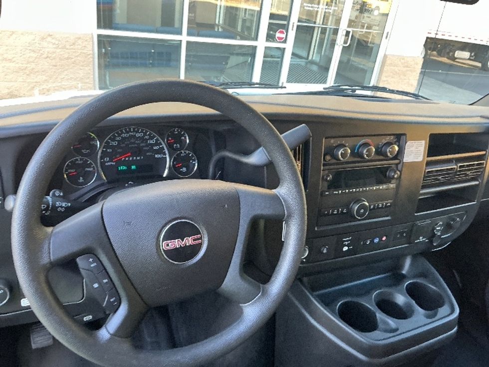 Light Duty Box Truck-Light and Medium Duty Trucks-GMC-2021-Savana G33903-Portland-OR-113,676\n\t\tmiles-$ 27,750 - Image 18