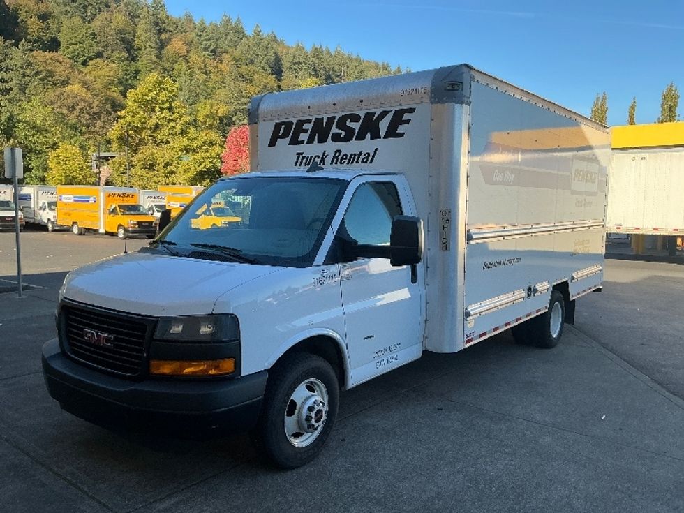 Light Duty Box Truck-Light and Medium Duty Trucks-GMC-2021-Savana G33903-Portland-OR-113,676\n\t\tmiles-$ 27,750 - Image 3