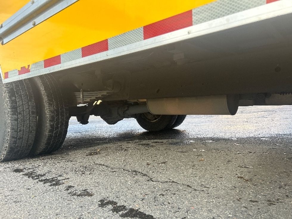 Light Duty Box Truck-Light and Medium Duty Trucks-GMC-2021-Savana G33903-Portland-OR-88,801\n\t\tmiles-$ 25,750 - Image 14