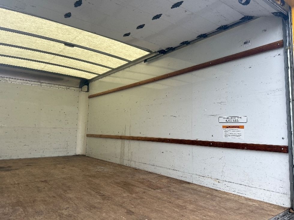 Light Duty Box Truck-Light and Medium Duty Trucks-GMC-2021-Savana G33903-Portland-OR-93,599\n\t\tmiles-$ 28,250 - Image 11