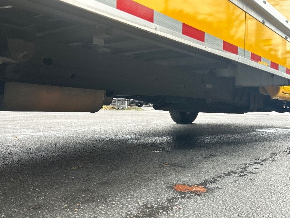 Light Duty Box Truck-Light and Medium Duty Trucks-GMC-2021-Savana G33903-Portland-OR-93,599\n\t\tmiles-$ 28,250 - Image 13