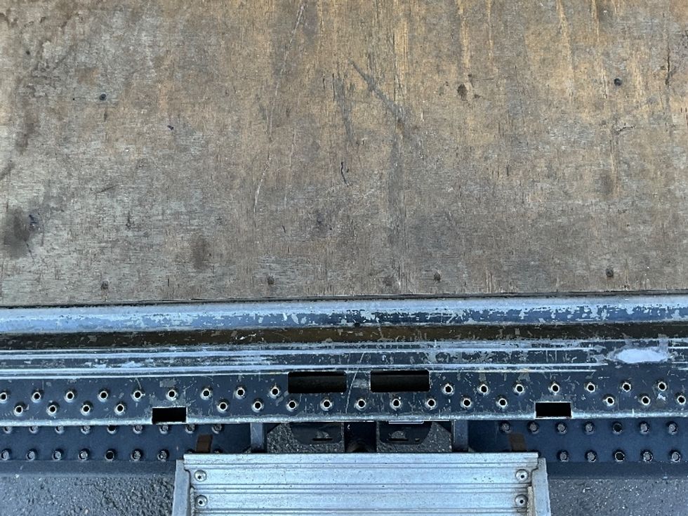 Light Duty Box Truck-Light and Medium Duty Trucks-GMC-2021-Savana G33903-Portland-OR-99,826\n\t\tmiles-$ 27,750 - Image 10