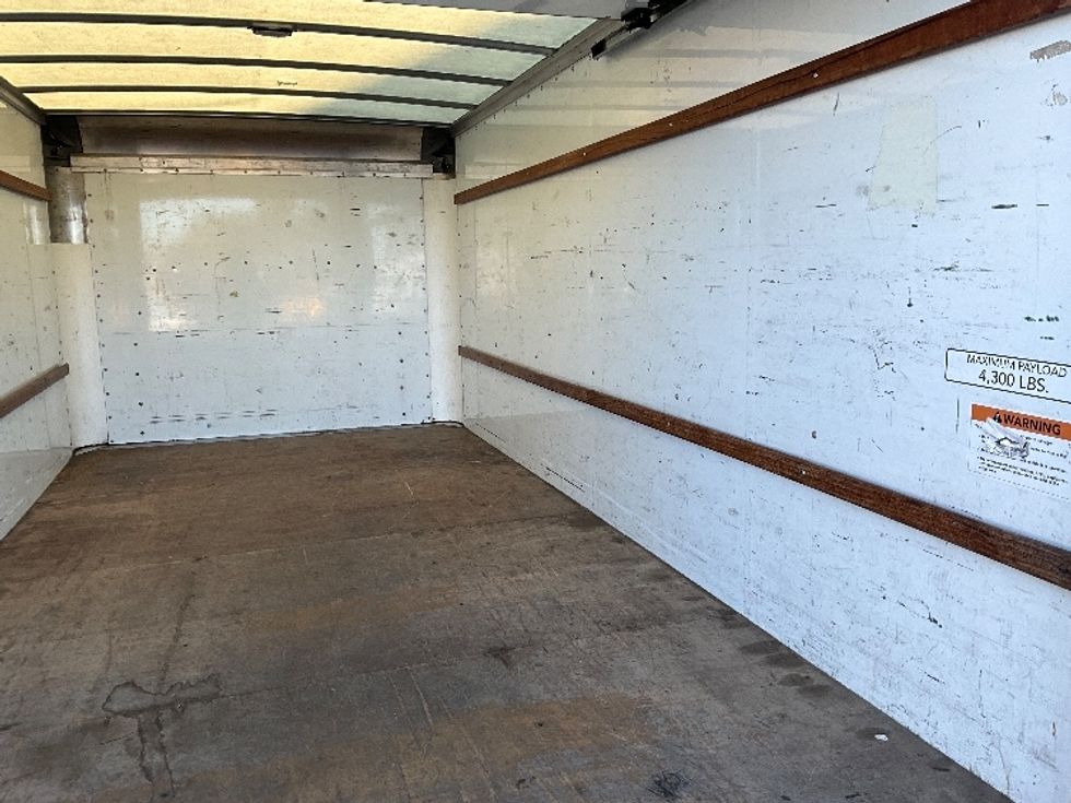 Light Duty Box Truck-Light and Medium Duty Trucks-GMC-2021-Savana G33903-Portland-OR-99,826\n\t\tmiles-$ 27,750 - Image 12