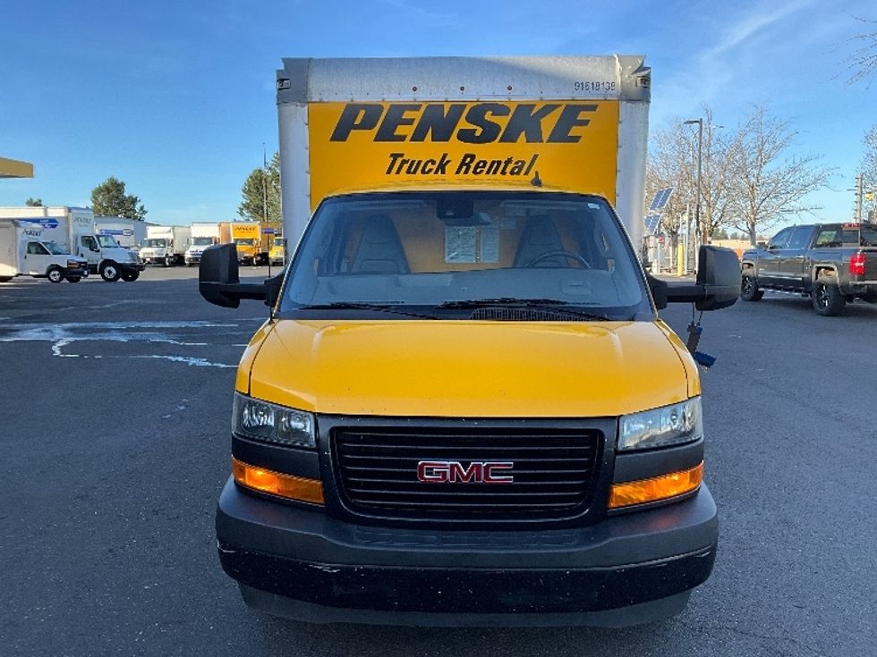 Light Duty Box Truck-Light and Medium Duty Trucks-GMC-2021-Savana G33903-Portland-OR-99,826\n\t\tmiles-$ 27,750 - Image 2