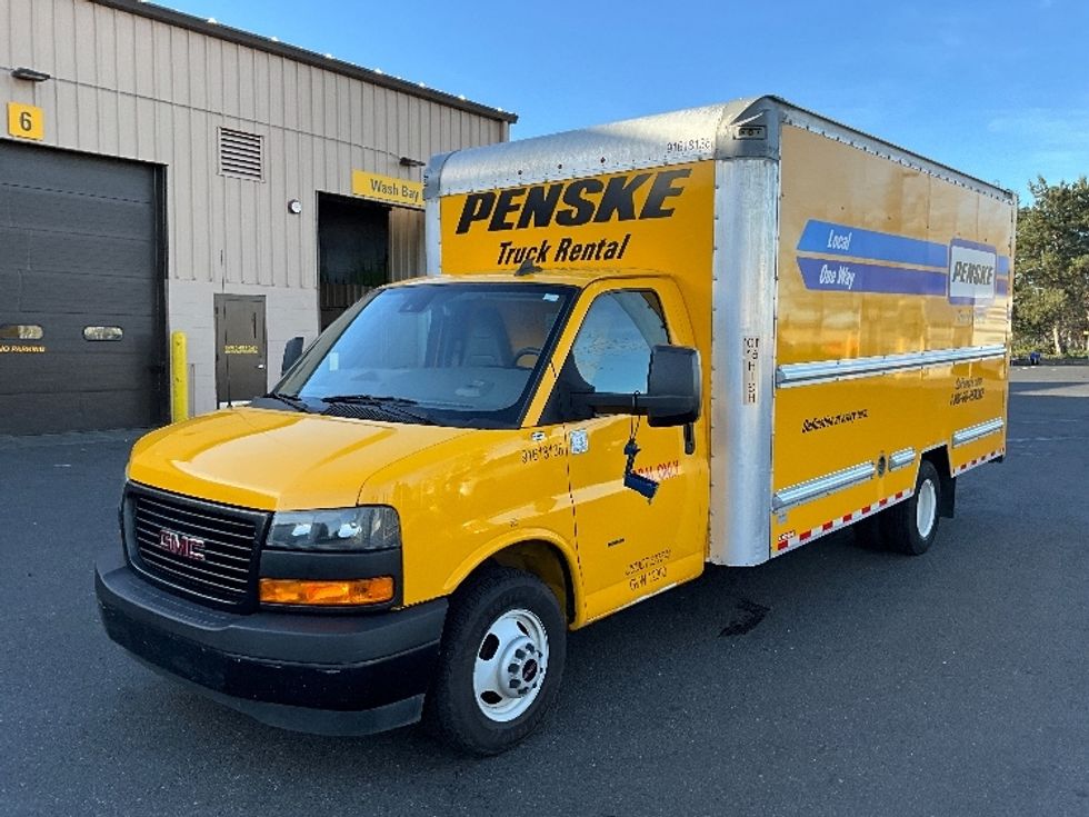 Light Duty Box Truck-Light and Medium Duty Trucks-GMC-2021-Savana G33903-Portland-OR-99,826\n\t\tmiles-$ 27,750 - Image 3