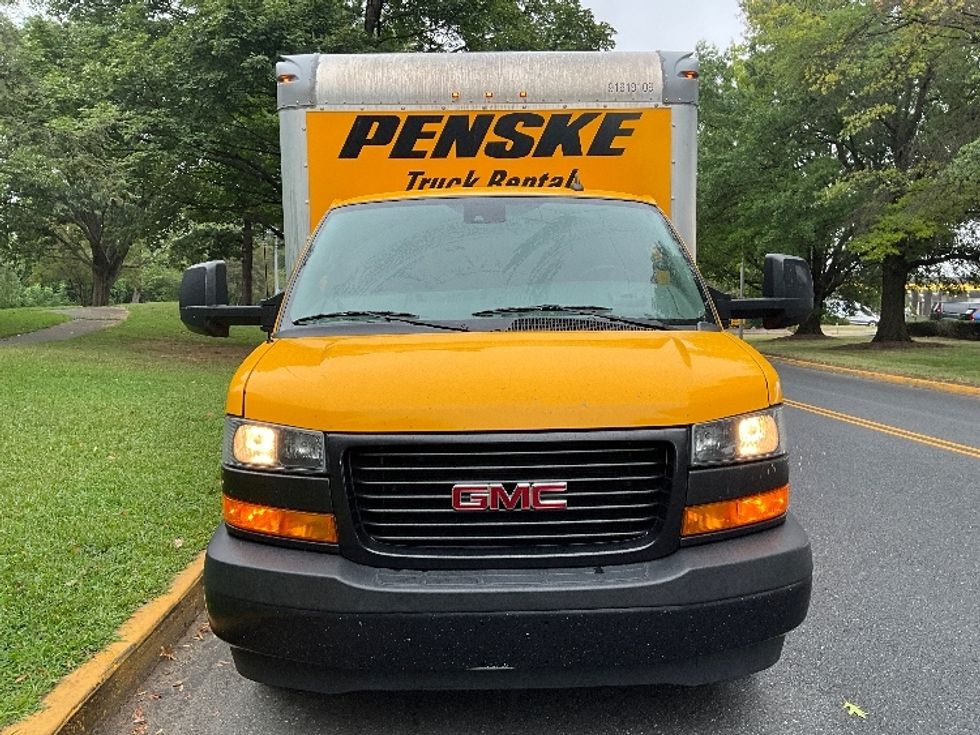 Light Duty Box Truck-Light and Medium Duty Trucks-GMC-2021-Savana G33903-Pottstown-PA-106,217\n\t\tmiles-$ 22,500 - Image 2