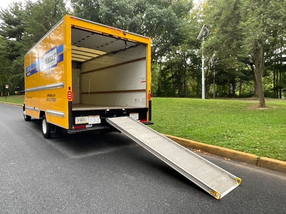 Light Duty Box Truck-Light and Medium Duty Trucks-GMC-2021-Savana G33903-Pottstown-PA-106,217\n\t\tmiles-$ 22,500 - Image 25