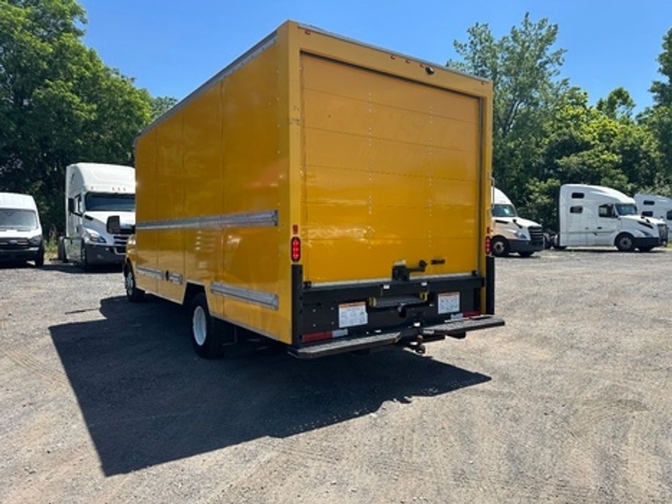 Light Duty Box Truck-Light and Medium Duty Trucks-GMC-2021-Savana G33903-Pottstown-PA-106,632\n\t\tmiles-$ 24,500 - Image 6