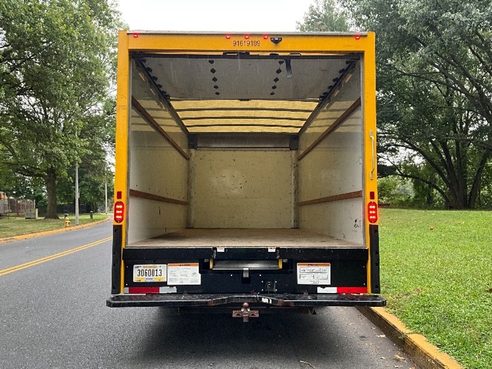 Light Duty Box Truck-Light and Medium Duty Trucks-GMC-2021-Savana G33903-Pottstown-PA-106,632\n\t\tmiles-$ 24,500 - Image 8