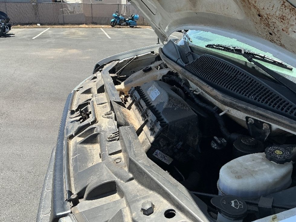 Light Duty Box Truck-Light and Medium Duty Trucks-GMC-2021-Savana G33903-Prescott Valley-AZ-74,080\n\t\tmiles-$ 13,500 - Image 23