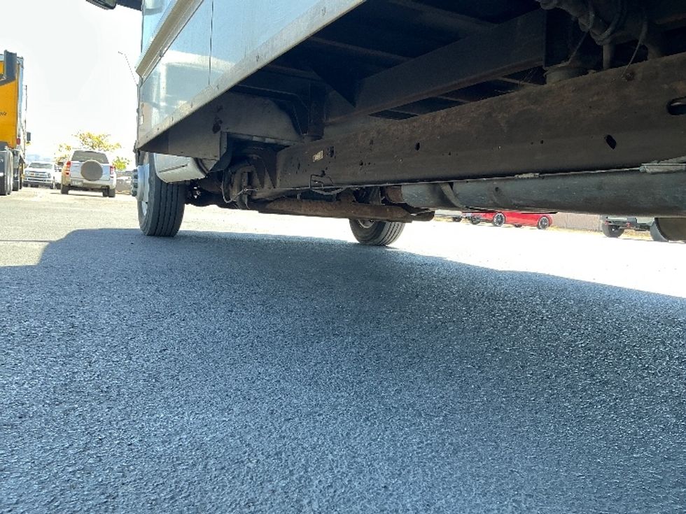Light Duty Box Truck-Light and Medium Duty Trucks-GMC-2021-Savana G33903-Prescott Valley-AZ-74,080\n\t\tmiles-$ 13,500 - Image 5