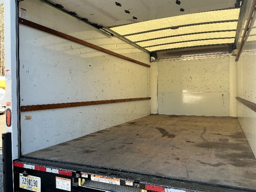 Light Duty Box Truck-Light and Medium Duty Trucks-GMC-2021-Savana G33903-Prince George-VA-100,442\n\t\tmiles-$ 31,250 - Image 11