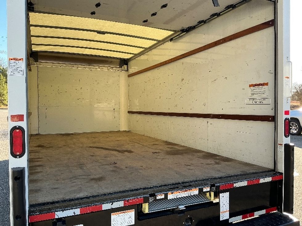 Light Duty Box Truck-Light and Medium Duty Trucks-GMC-2021-Savana G33903-Prince George-VA-100,442\n\t\tmiles-$ 31,250 - Image 12