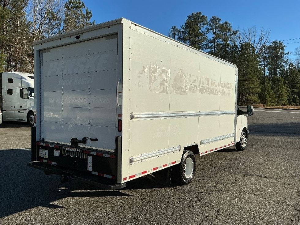 Light Duty Box Truck-Light and Medium Duty Trucks-GMC-2021-Savana G33903-Prince George-VA-100,442\n\t\tmiles-$ 31,250 - Image 13