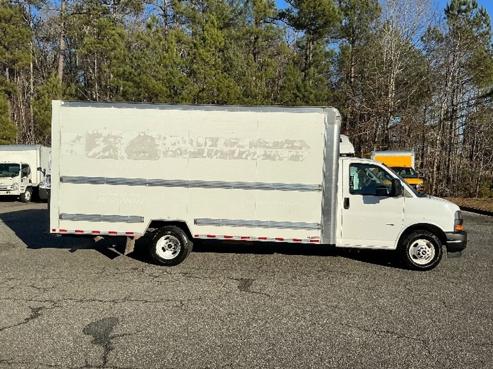 Light Duty Box Truck-Light and Medium Duty Trucks-GMC-2021-Savana G33903-Prince George-VA-100,442\n\t\tmiles-$ 31,250 - Image 15