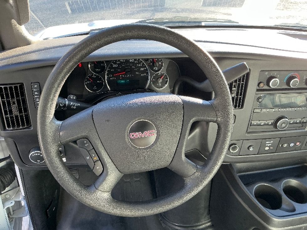 Light Duty Box Truck-Light and Medium Duty Trucks-GMC-2021-Savana G33903-Prince George-VA-100,442\n\t\tmiles-$ 31,250 - Image 18