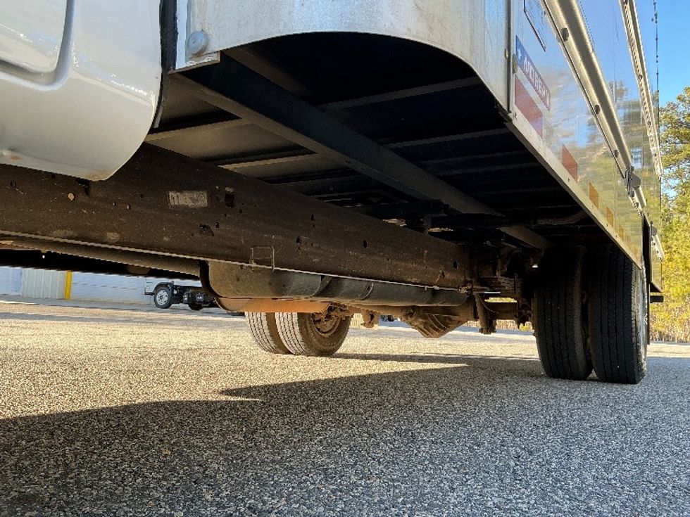 Light Duty Box Truck-Light and Medium Duty Trucks-GMC-2021-Savana G33903-Prince George-VA-100,442\n\t\tmiles-$ 31,250 - Image 5