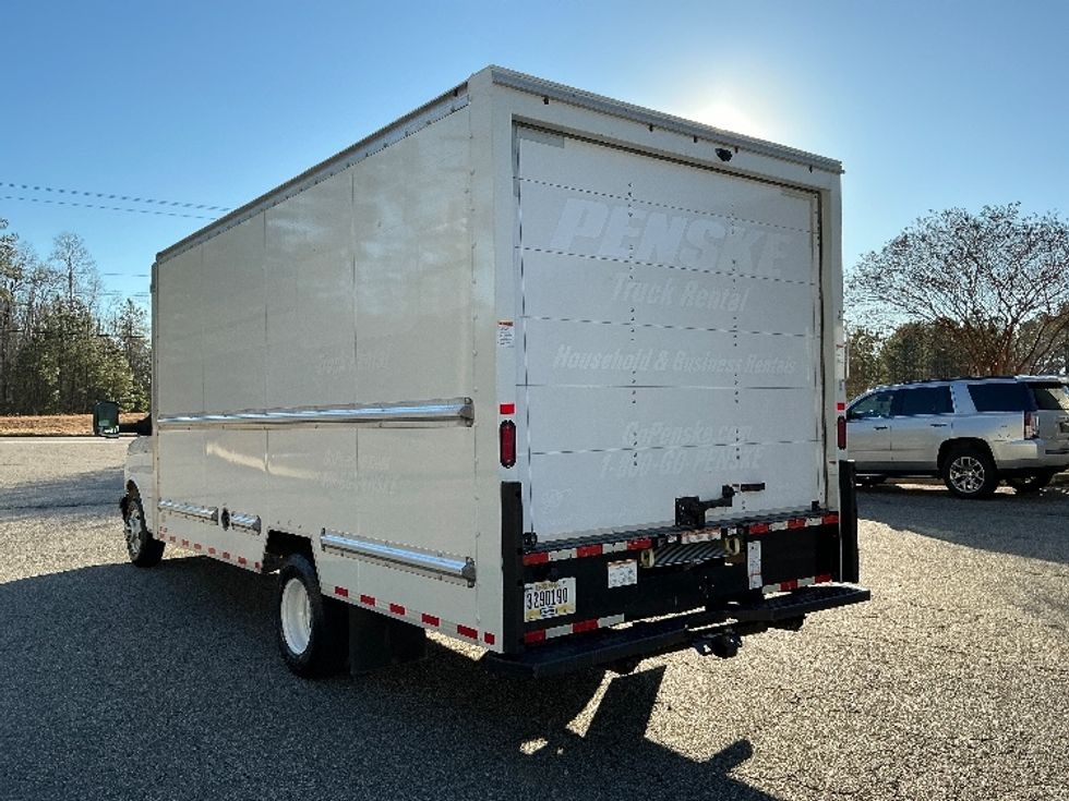 Light Duty Box Truck-Light and Medium Duty Trucks-GMC-2021-Savana G33903-Prince George-VA-100,442\n\t\tmiles-$ 31,250 - Image 6
