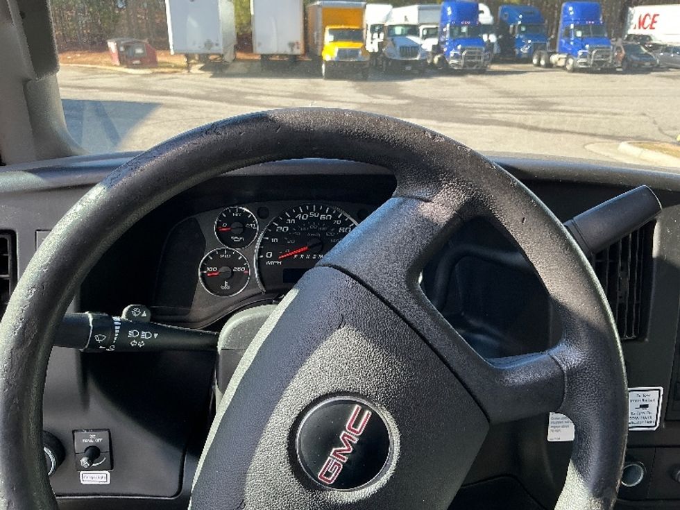 Light Duty Box Truck-Light and Medium Duty Trucks-GMC-2021-Savana G33903-Prince George-VA-106,119\n\t\tmiles-$ 29,250 - Image 18