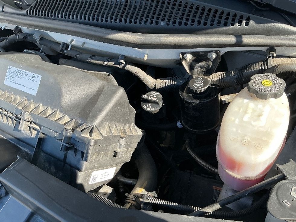 Light Duty Box Truck-Light and Medium Duty Trucks-GMC-2021-Savana G33903-Prince George-VA-106,119\n\t\tmiles-$ 29,250 - Image 24