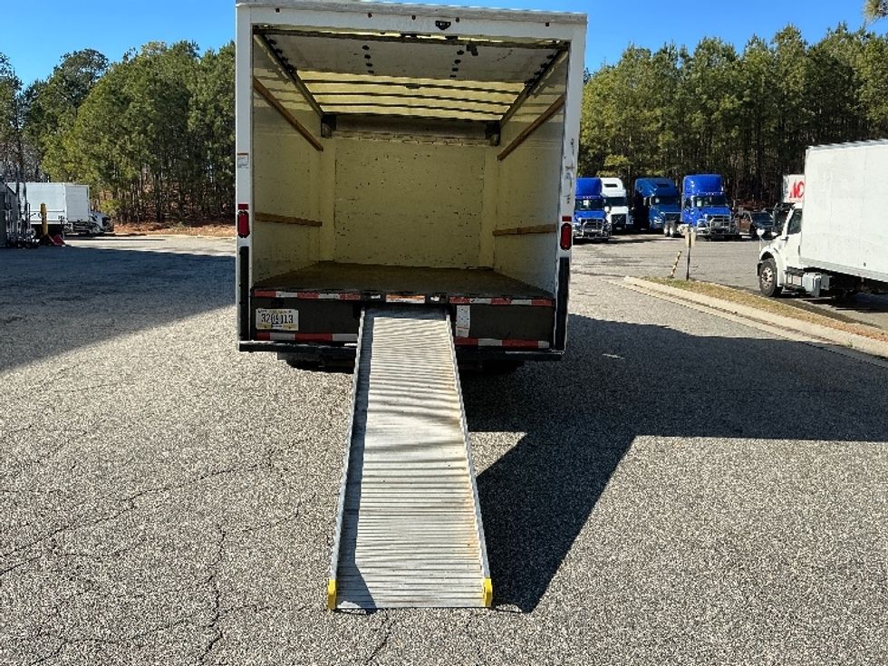 Light Duty Box Truck-Light and Medium Duty Trucks-GMC-2021-Savana G33903-Prince George-VA-106,119\n\t\tmiles-$ 29,250 - Image 9