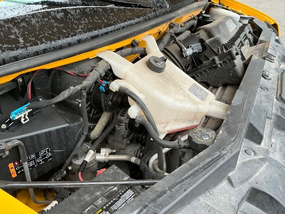 Light Duty Box Truck-Light and Medium Duty Trucks-GMC-2021-Savana G33903-Prince George-VA-118,032\n\t\tmiles-$ 26,000 - Image 22