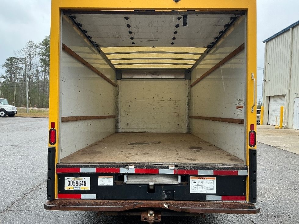 Light Duty Box Truck-Light and Medium Duty Trucks-GMC-2021-Savana G33903-Prince George-VA-118,032\n\t\tmiles-$ 26,000 - Image 8