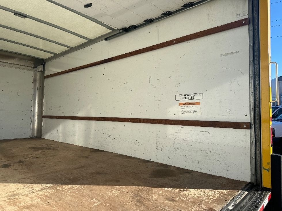 Light Duty Box Truck-Light and Medium Duty Trucks-GMC-2021-Savana G33903-Raleigh-NC-111,227\n\t\tmiles-$ 26,750 - Image 12