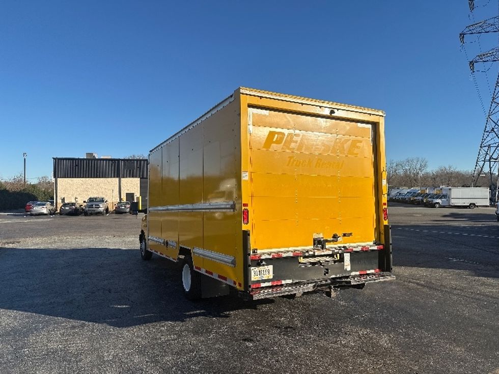 Light Duty Box Truck-Light and Medium Duty Trucks-GMC-2021-Savana G33903-Raleigh-NC-111,227\n\t\tmiles-$ 26,750 - Image 6