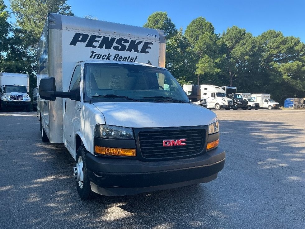 Light Duty Box Truck-Light and Medium Duty Trucks-GMC-2021-Savana G33903-Raleigh-NC-61,641\n\t\tmiles-$ 35,750 - Image 1