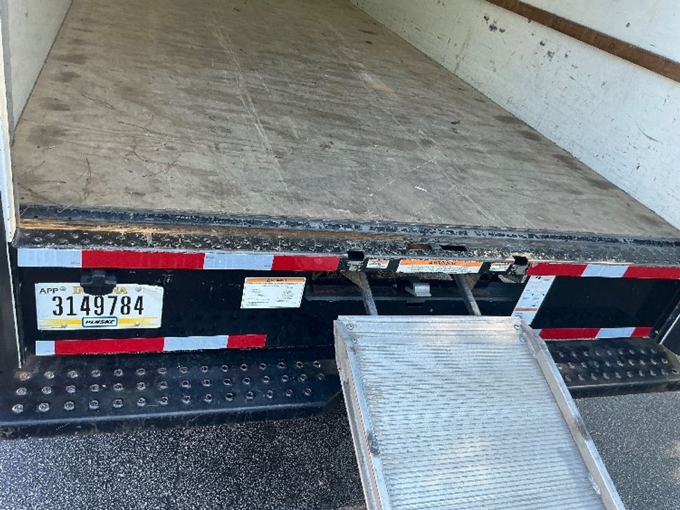 Light Duty Box Truck-Light and Medium Duty Trucks-GMC-2021-Savana G33903-Raleigh-NC-61,641\n\t\tmiles-$ 35,750 - Image 10