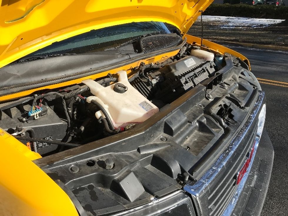 Light Duty Box Truck-Light and Medium Duty Trucks-GMC-2021-Savana G33903-Reading-PA-78,796\n\t\tmiles-$ 32,000 - Image 23