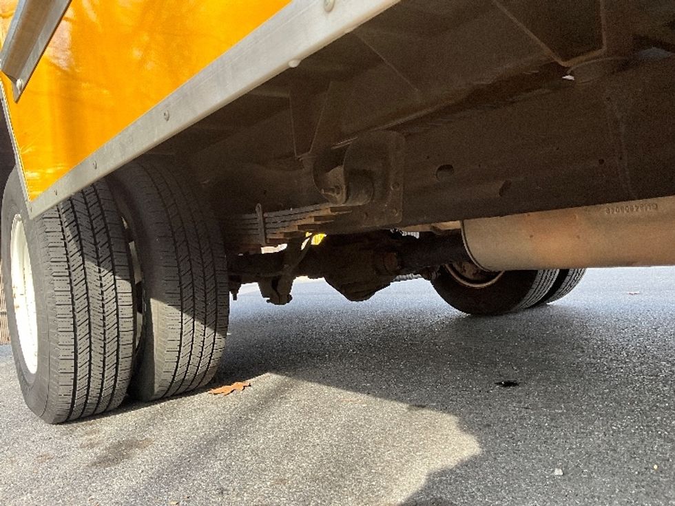 Light Duty Box Truck-Light and Medium Duty Trucks-GMC-2021-Savana G33903-Reading-PA-87,309\n\t\tmiles-$ 27,000 - Image 14