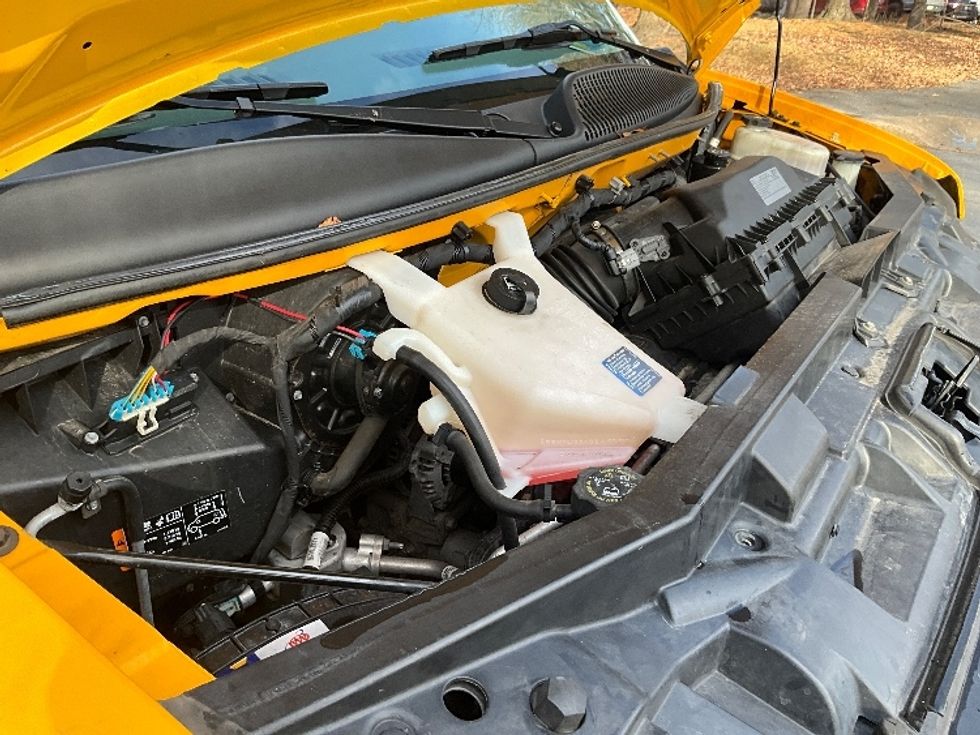 Light Duty Box Truck-Light and Medium Duty Trucks-GMC-2021-Savana G33903-Reading-PA-87,309\n\t\tmiles-$ 27,000 - Image 23