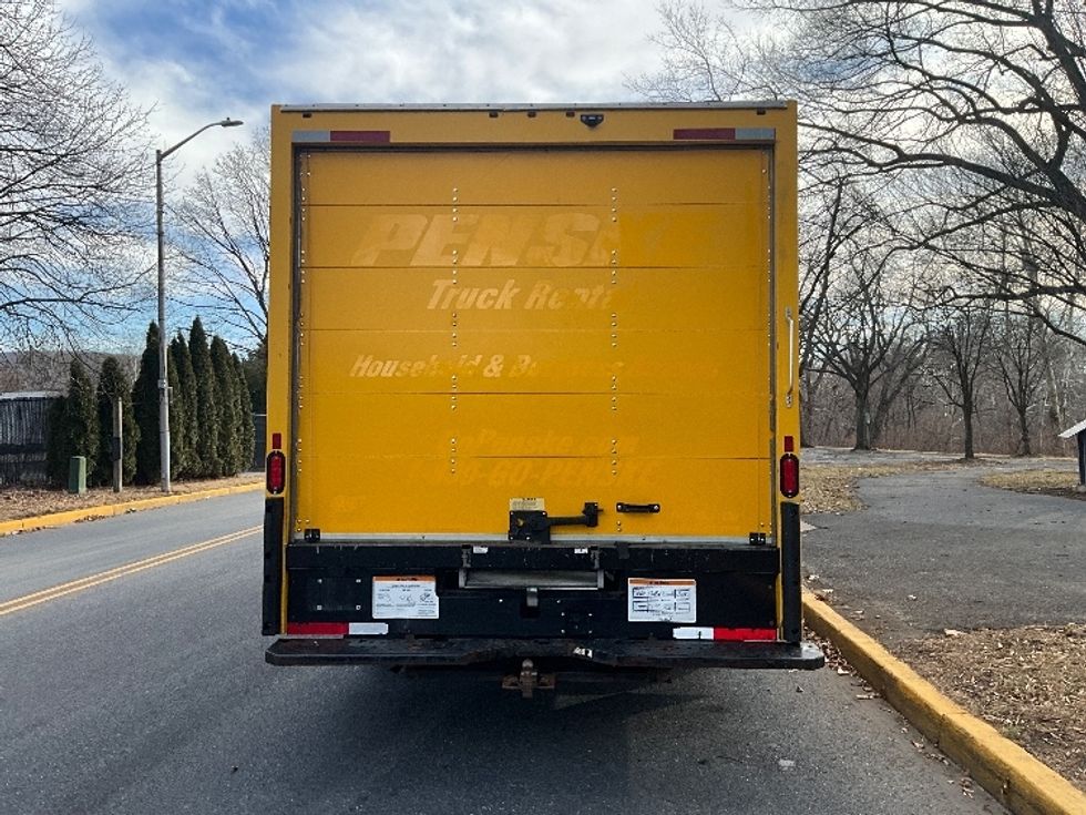 Light Duty Box Truck-Light and Medium Duty Trucks-GMC-2021-Savana G33903-Reading-PA-87,309\n\t\tmiles-$ 27,000 - Image 7