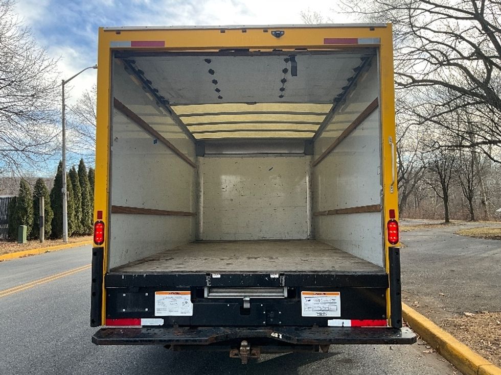 Light Duty Box Truck-Light and Medium Duty Trucks-GMC-2021-Savana G33903-Reading-PA-87,309\n\t\tmiles-$ 27,000 - Image 8