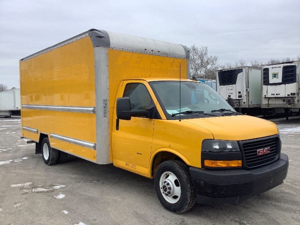 Light Duty Box Truck-Light and Medium Duty Trucks-GMC-2021-Savana G33903-Reading-PA-91,359\n\t\tmiles-$ 26,750 - Image 1