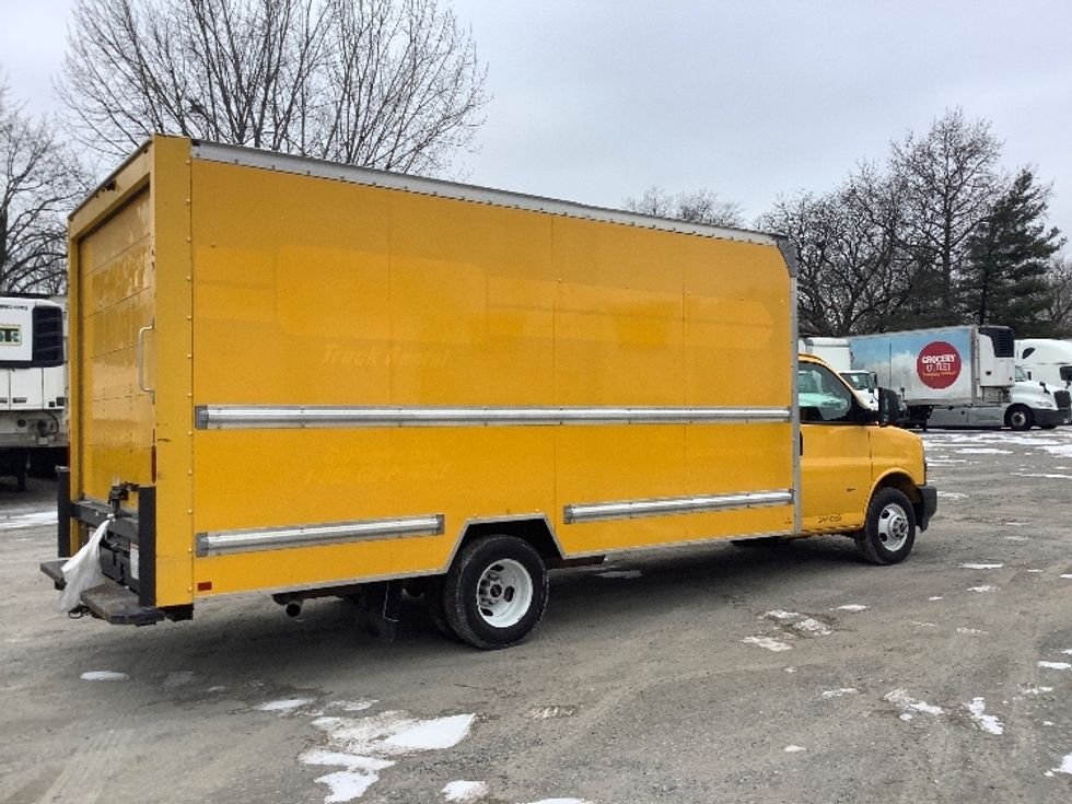Light Duty Box Truck-Light and Medium Duty Trucks-GMC-2021-Savana G33903-Reading-PA-91,359\n\t\tmiles-$ 26,750 - Image 13