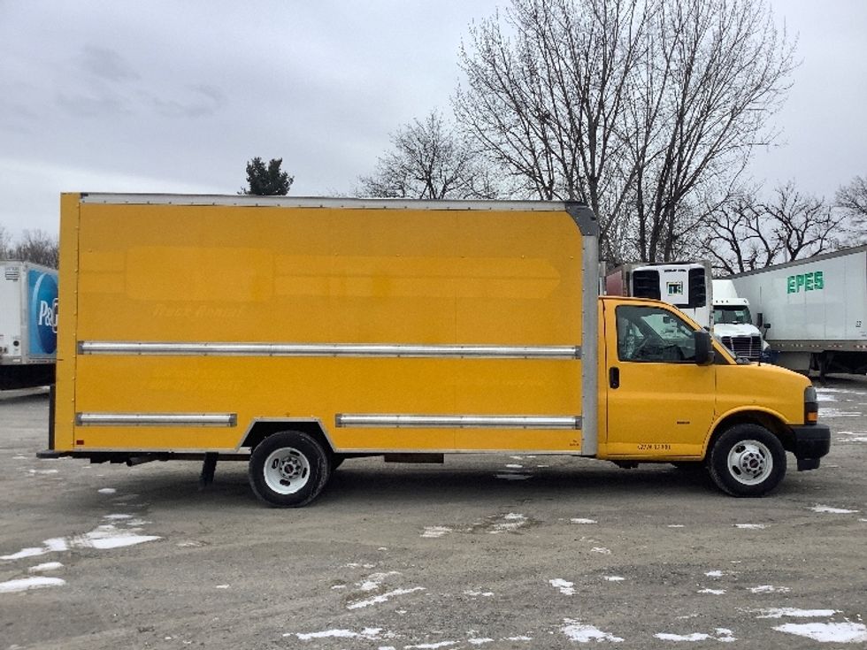 Light Duty Box Truck-Light and Medium Duty Trucks-GMC-2021-Savana G33903-Reading-PA-91,359\n\t\tmiles-$ 26,750 - Image 15