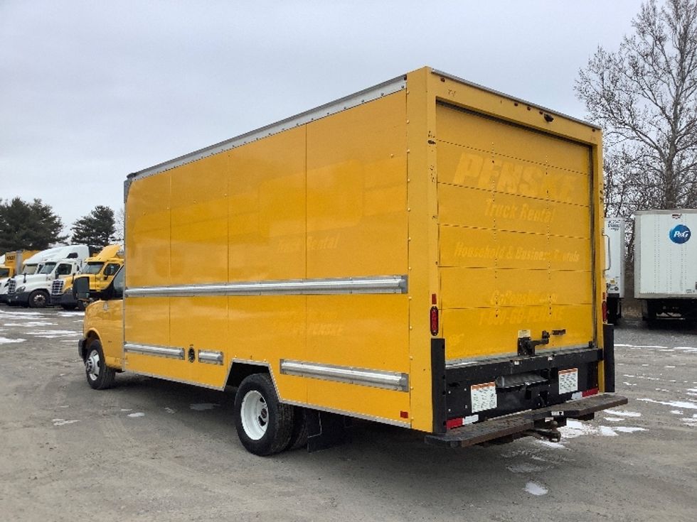 Light Duty Box Truck-Light and Medium Duty Trucks-GMC-2021-Savana G33903-Reading-PA-91,359\n\t\tmiles-$ 26,750 - Image 6