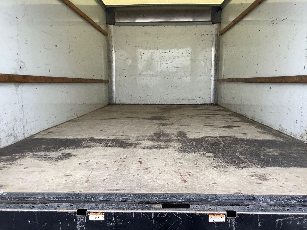 Light Duty Box Truck-Light and Medium Duty Trucks-GMC-2021-Savana G33903-Reading-PA-92,615\n\t\tmiles-$ 26,250 - Image 7