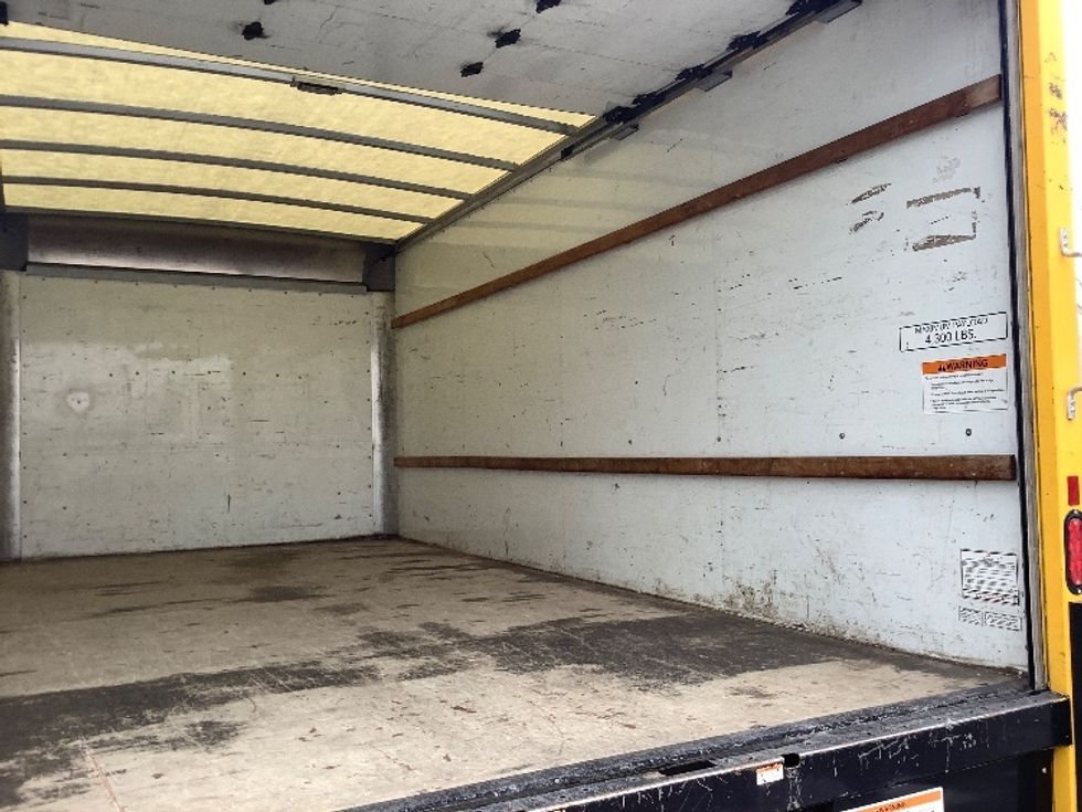 Light Duty Box Truck-Light and Medium Duty Trucks-GMC-2021-Savana G33903-Reading-PA-92,615\n\t\tmiles-$ 26,250 - Image 9