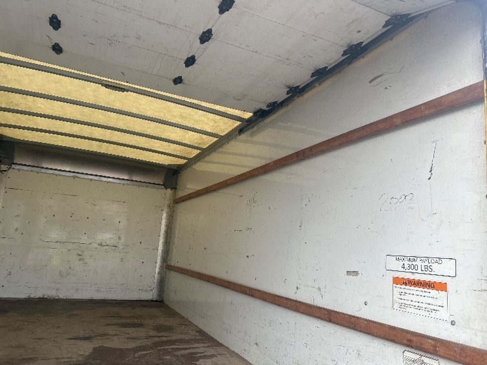 Light Duty Box Truck-Light and Medium Duty Trucks-GMC-2021-Savana G33903-Richland-MS-110,658\n\t\tmiles-$ 25,250 - Image 12