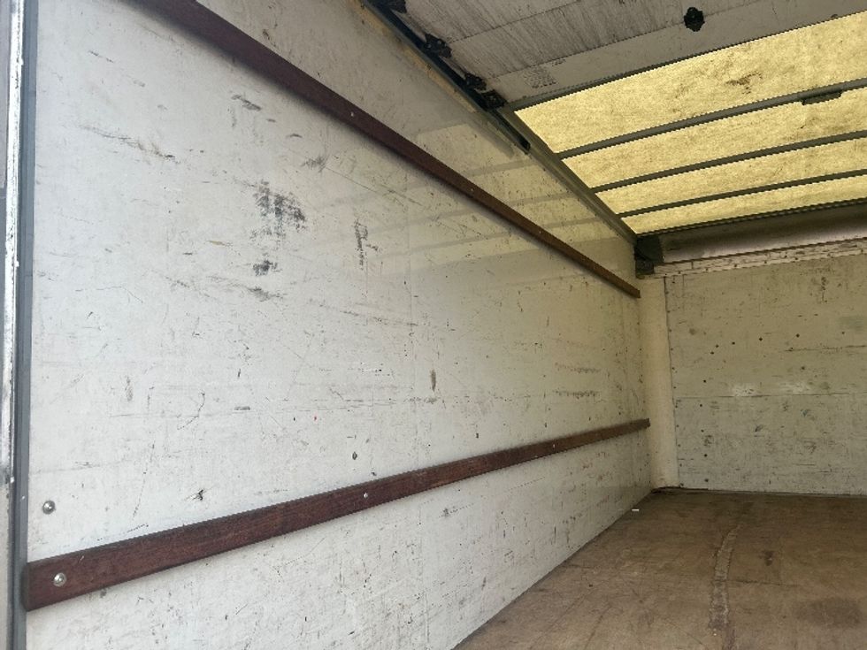 Light Duty Box Truck-Light and Medium Duty Trucks-GMC-2021-Savana G33903-Richland-MS-122,747\n\t\tmiles-$ 23,250 - Image 10